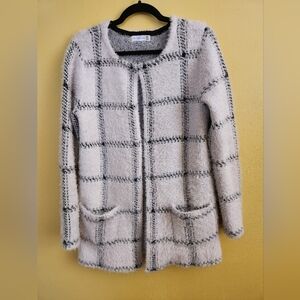 Retrelogy Fly Away Soft Hairy Sweater